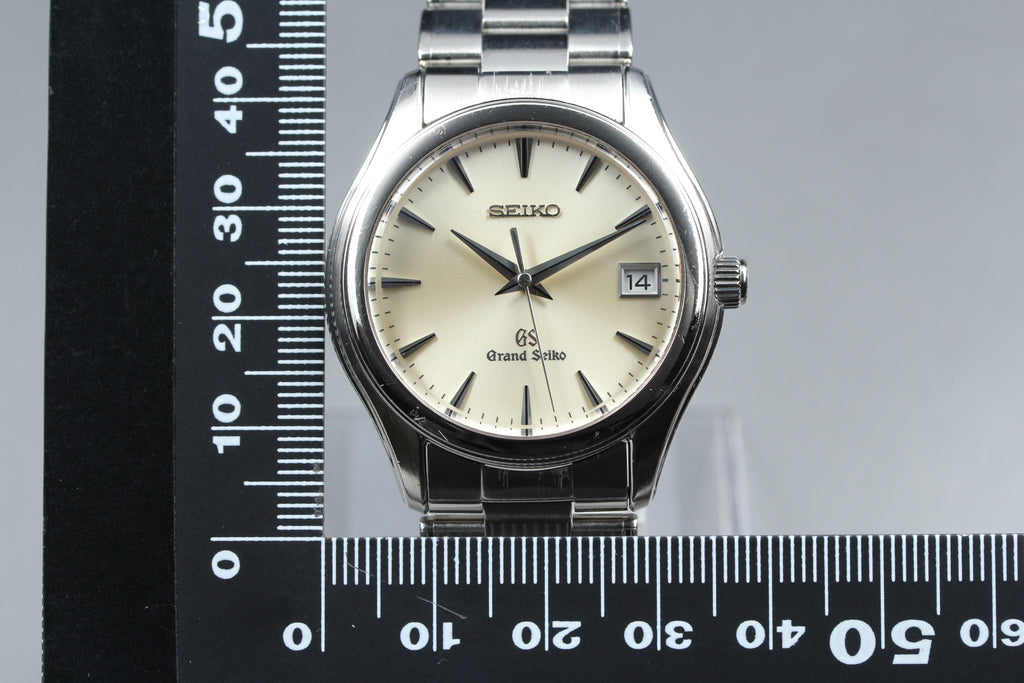 GRAND SEIKO 9F62-0A10 Date Quartz Men's Watch (16)