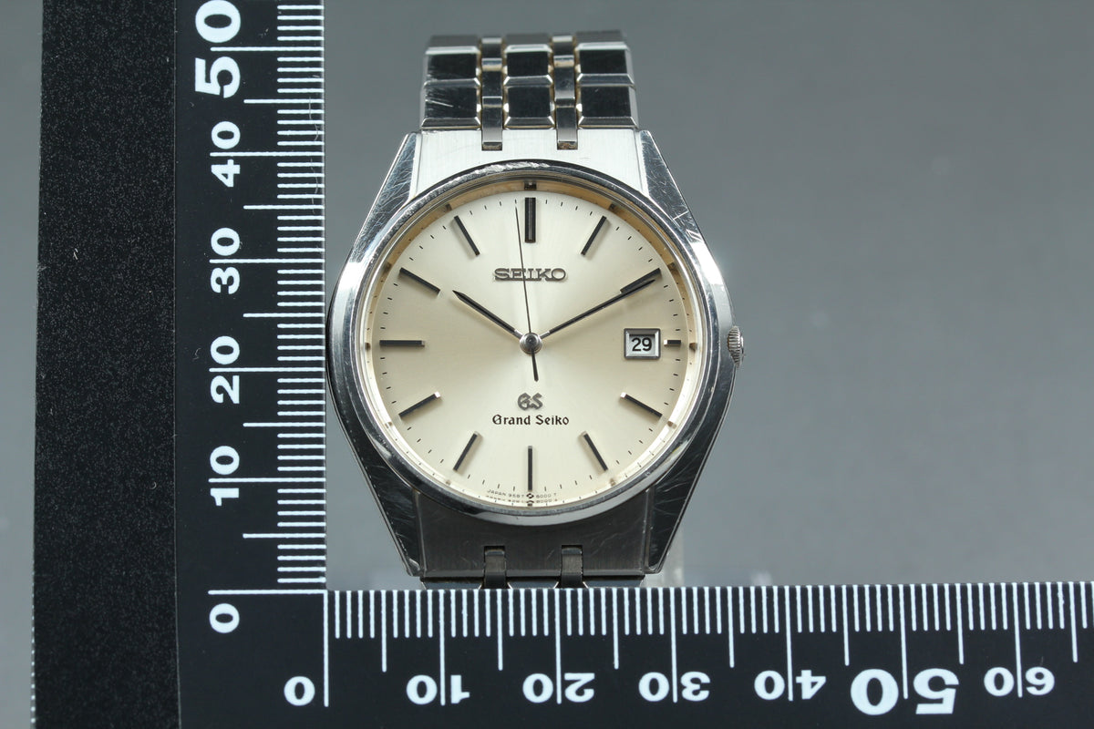 Grand Seiko 9587-8000 Champagne Dial Quartz Men's Watch (17)