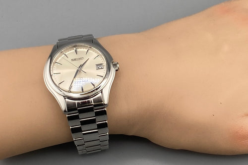 GRAND SEIKO 9F62-0A10 Date Quartz Men's Watch (2)