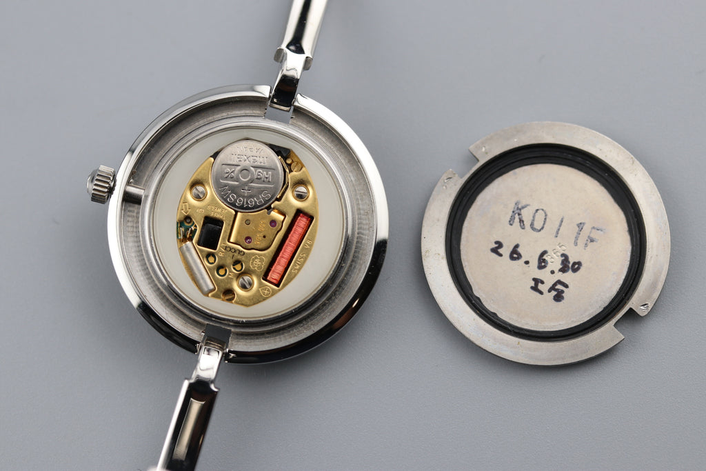 GUCCI 11/12.2L Silver 12 Color Change Bezel Women Quartz Watch, Boxed (8)